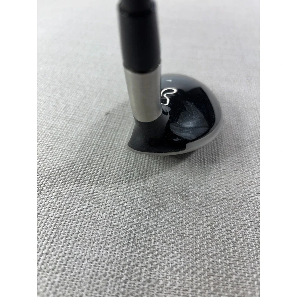 Set of 2 Adams Idea Tight Lies 3 (17 deg) & 4 (21 deg ) Hybrid RH